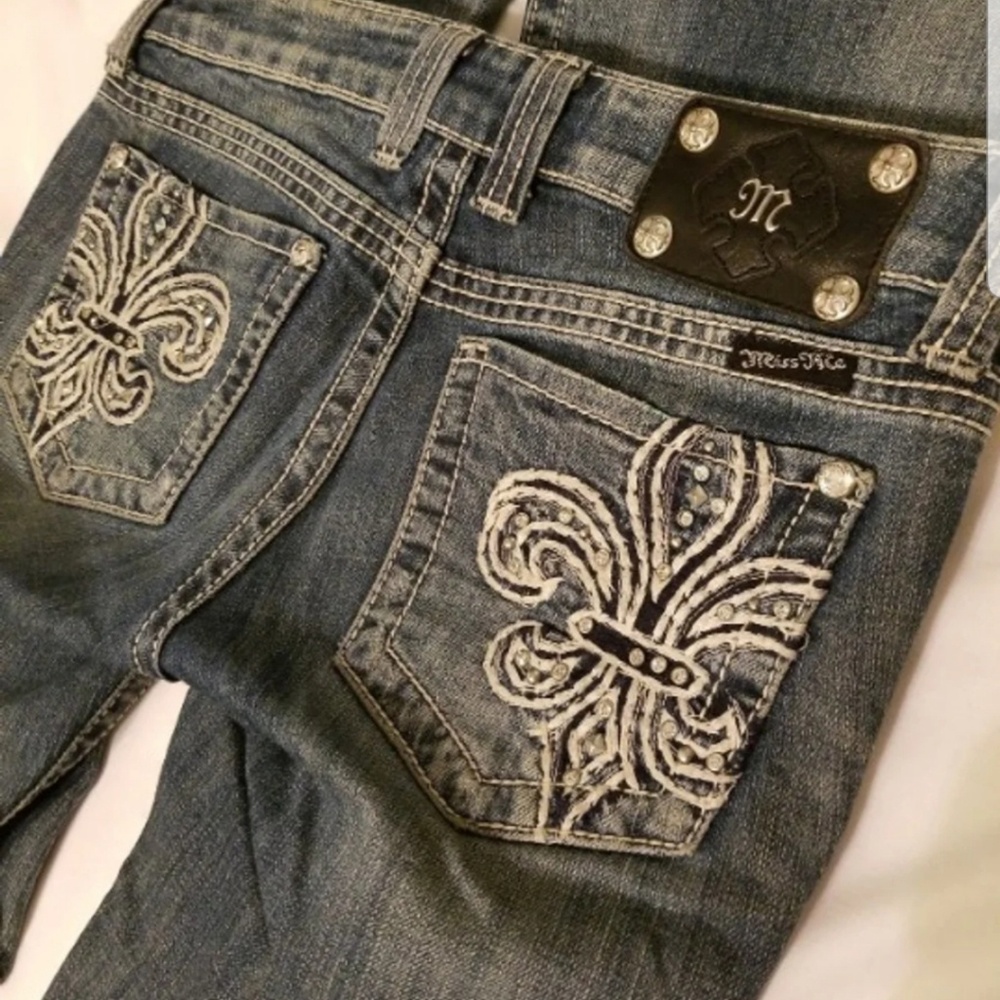 Miss Me Size 26